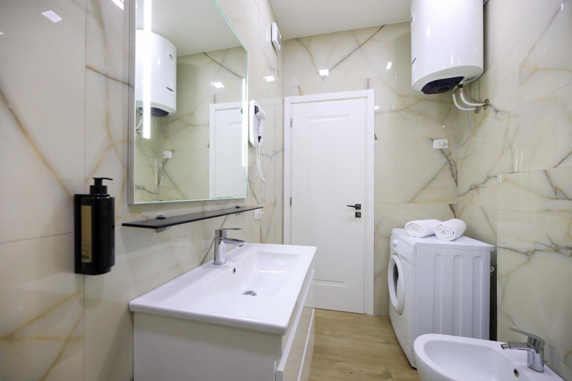 Jimi Apartments Vlore Exterior photo