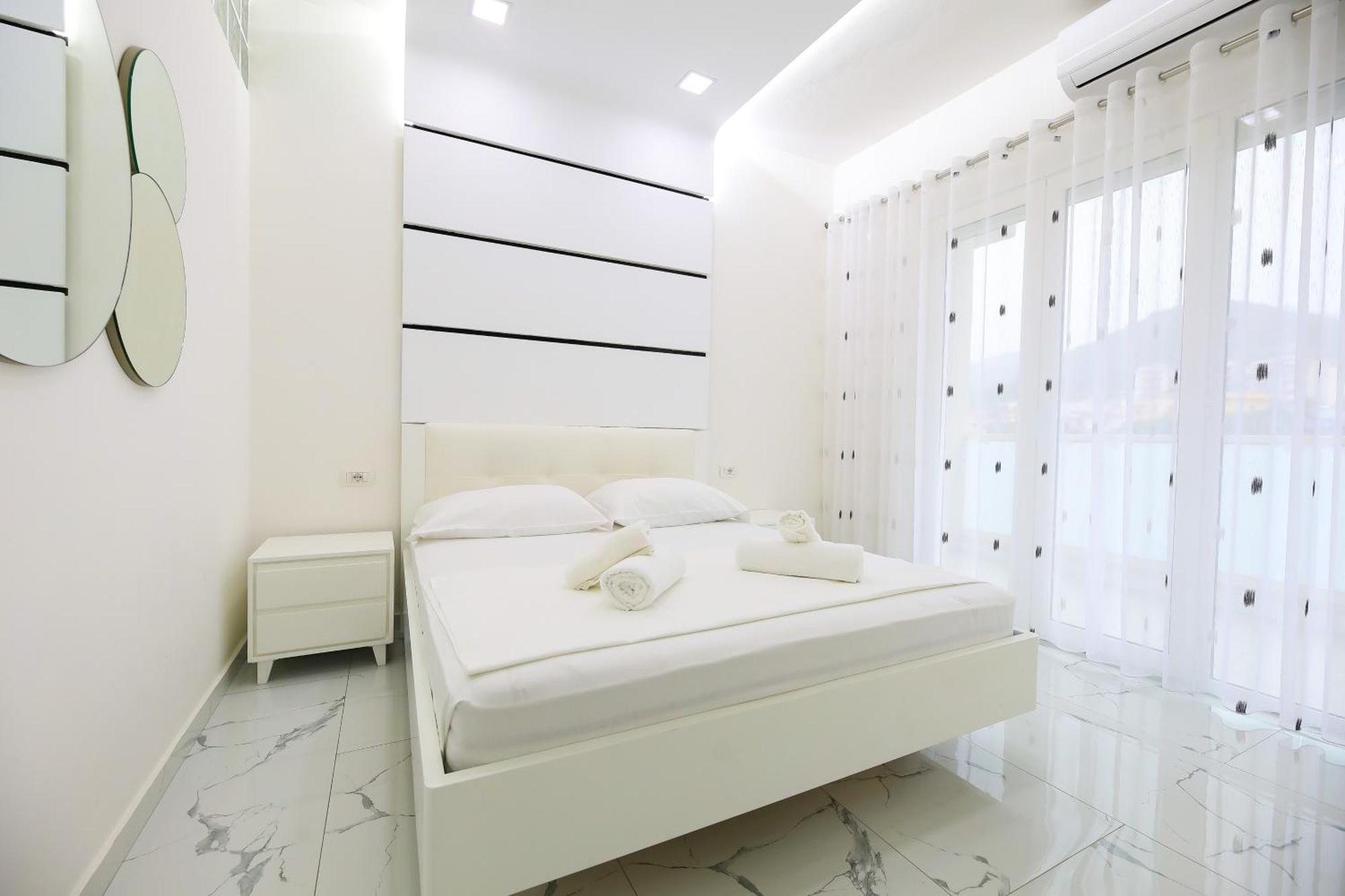 Jimi Apartments Vlore Exterior photo